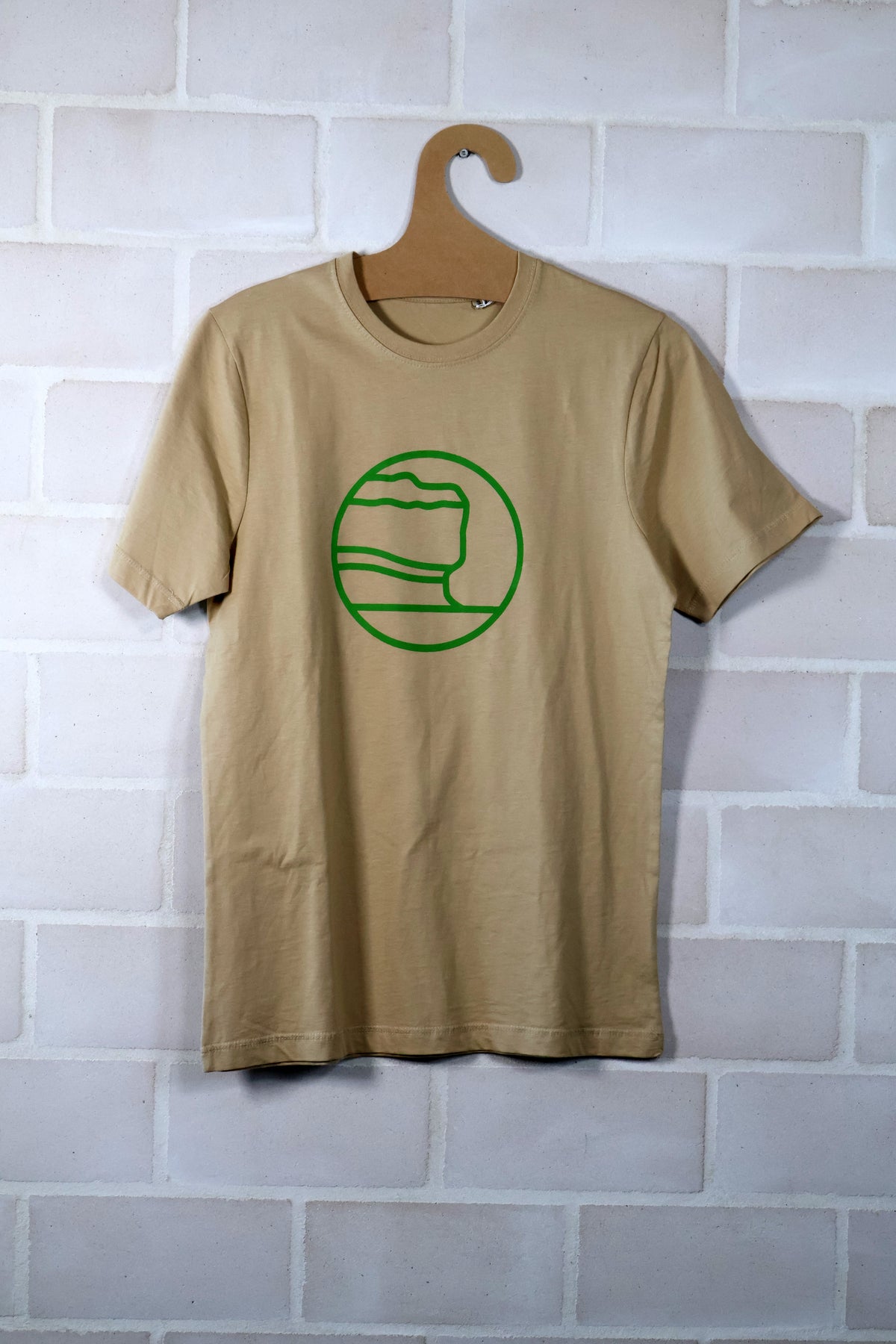 Loulou Harbour - Stevns Klint T-Shirt Sand & grøn
